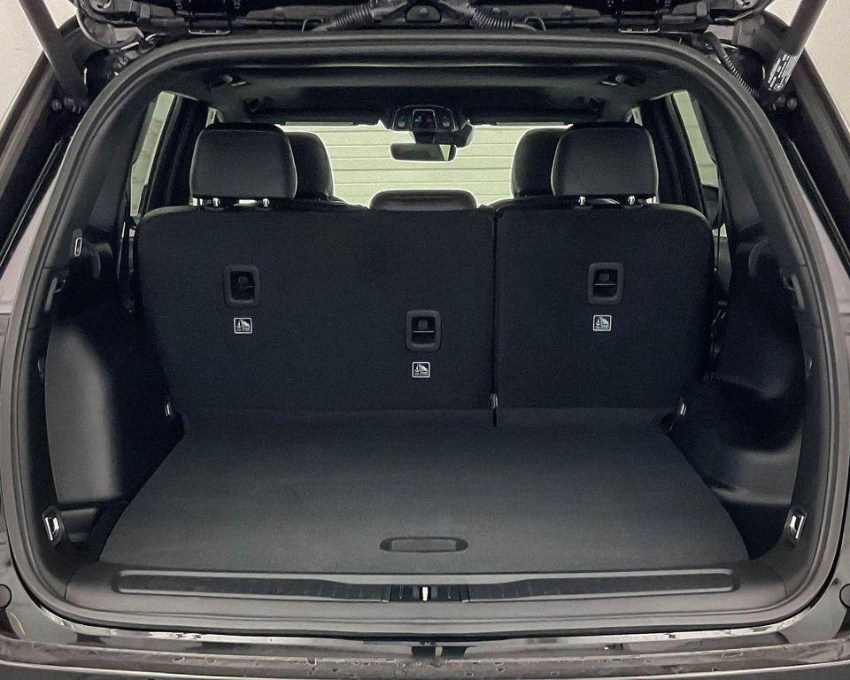 new 2025 Jeep Grand Cherokee car, priced at $42,454