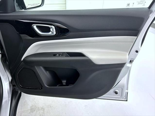 new 2025 Jeep Compass car, priced at $31,831