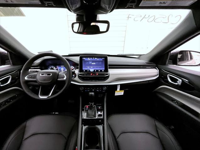 new 2025 Jeep Compass car, priced at $31,423