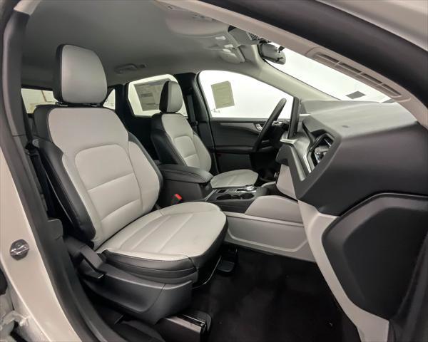 new 2025 Ford Escape PHEV car