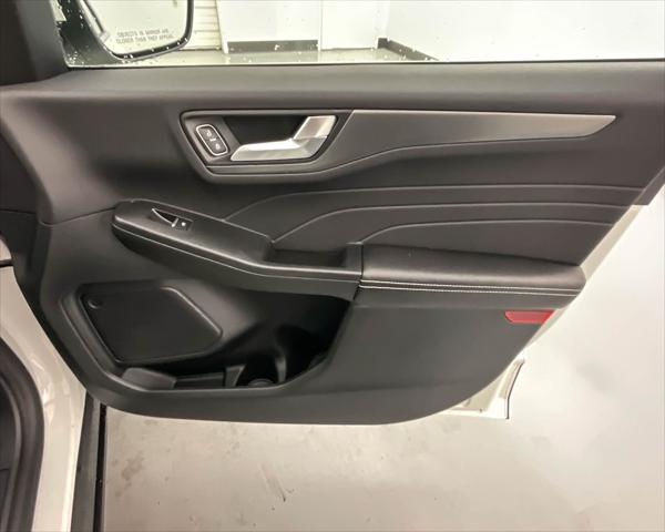 new 2025 Ford Escape PHEV car