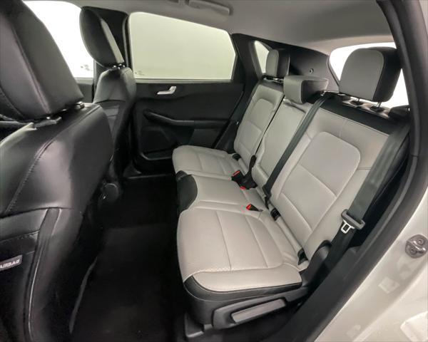 new 2025 Ford Escape PHEV car
