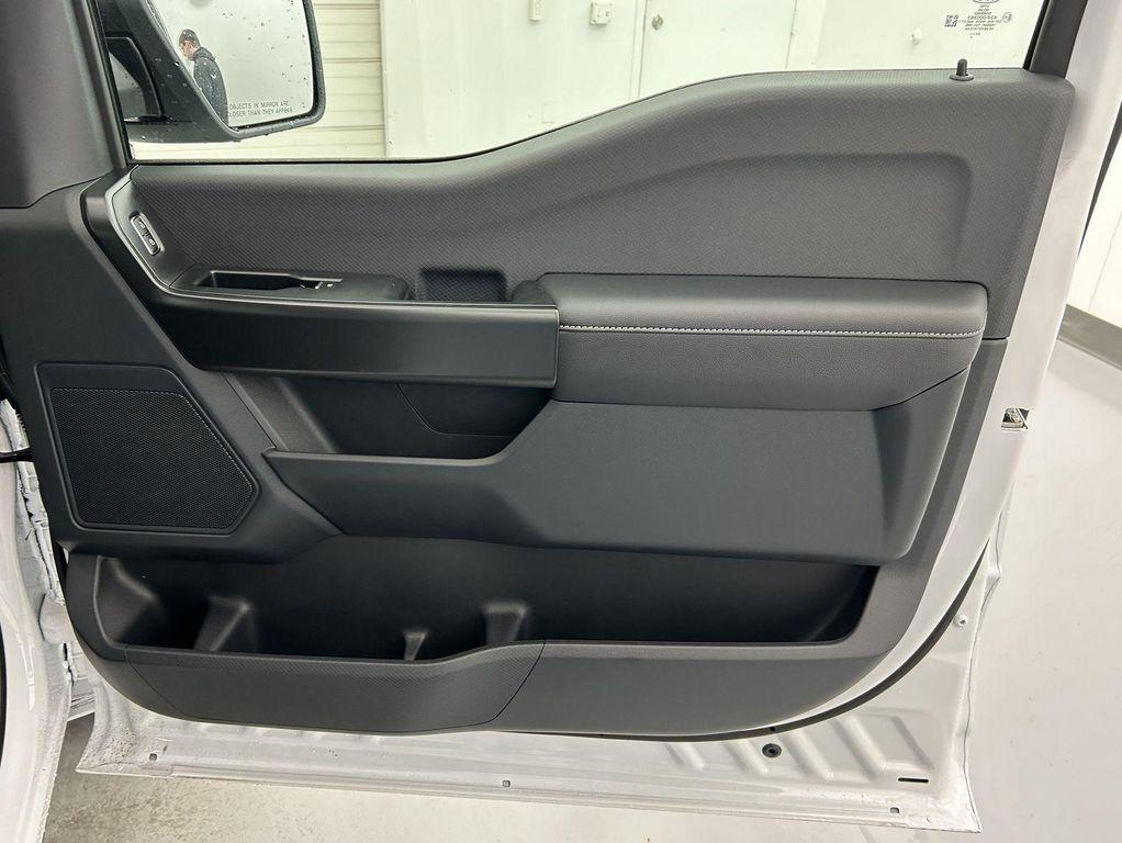 new 2025 Ford F-150 car