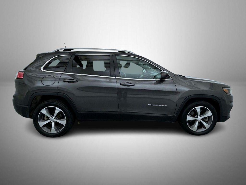 used 2019 Jeep Cherokee car, priced at $12,839