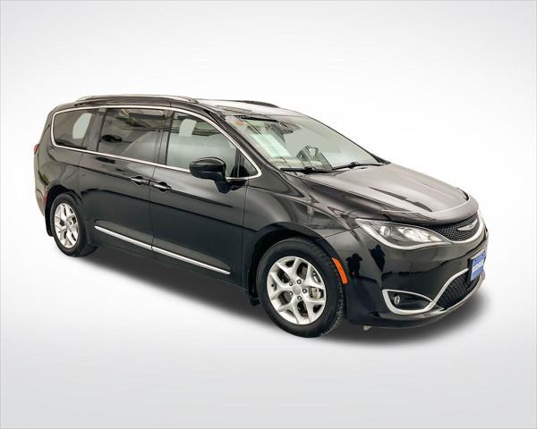 used 2020 Chrysler Pacifica car, priced at $22,664