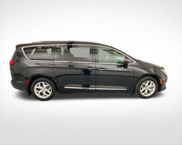 used 2020 Chrysler Pacifica car, priced at $22,664