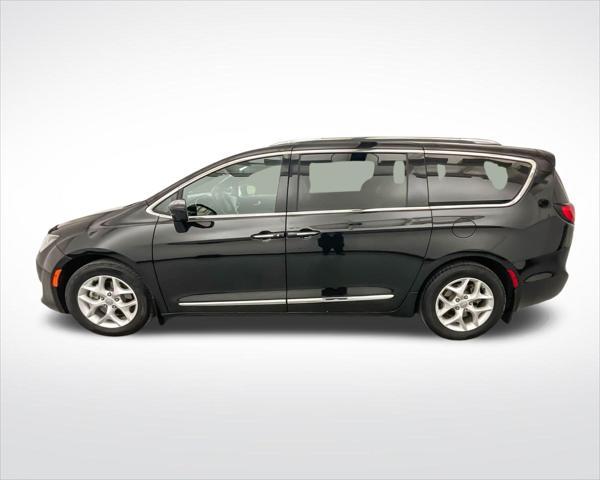 used 2020 Chrysler Pacifica car, priced at $22,664