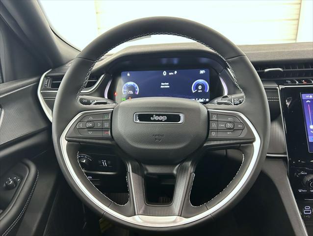 new 2025 Jeep Grand Cherokee car, priced at $44,403