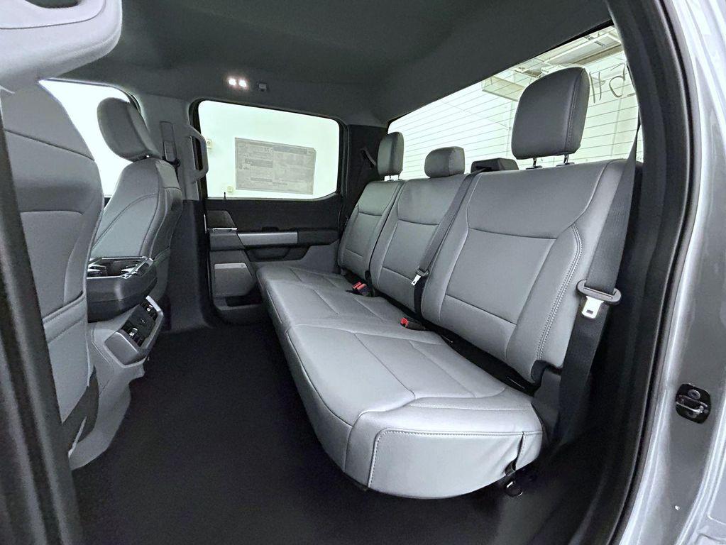 new 2025 Ford F-150 Lightning car