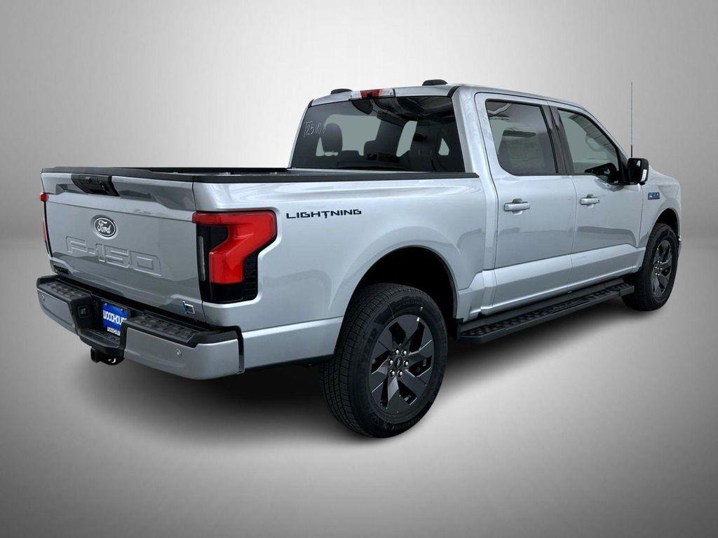 new 2025 Ford F-150 Lightning car