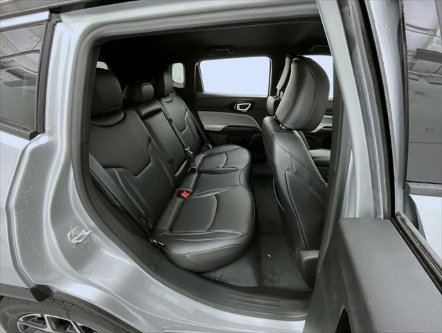 new 2025 Jeep Compass car, priced at $31,423