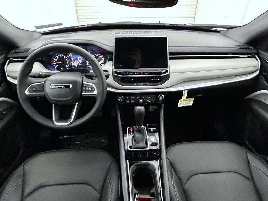 new 2026 Jeep Compass car, priced at $33,425