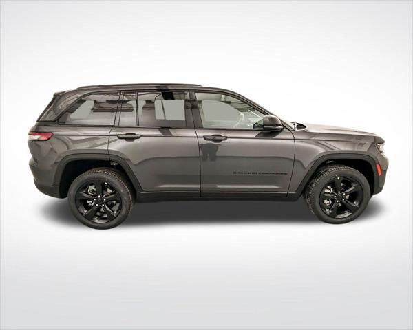 new 2025 Jeep Grand Cherokee car, priced at $42,346