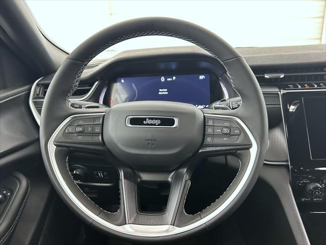 new 2025 Jeep Grand Cherokee car, priced at $40,499