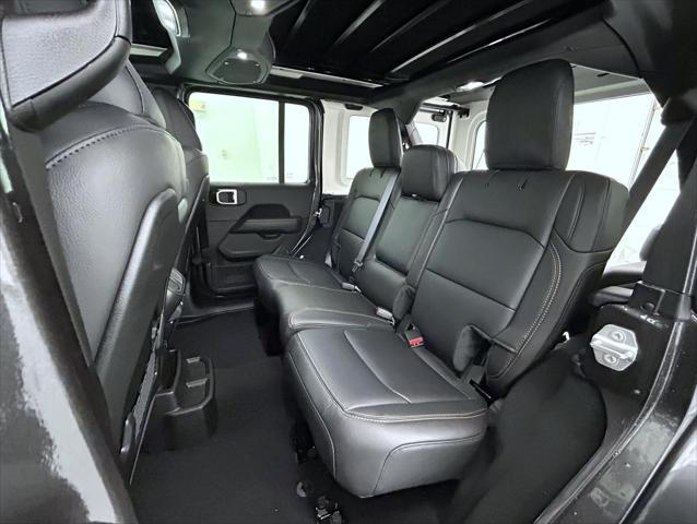 new 2025 Jeep Wrangler car, priced at $54,844