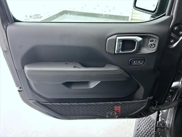 new 2025 Jeep Wrangler car, priced at $54,844