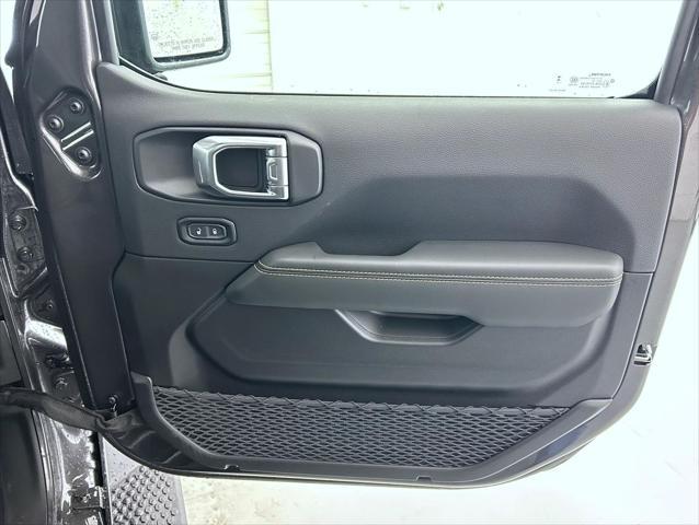new 2025 Jeep Wrangler car, priced at $54,844