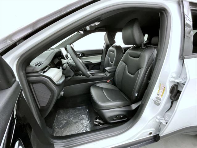 new 2025 Jeep Compass car, priced at $32,893
