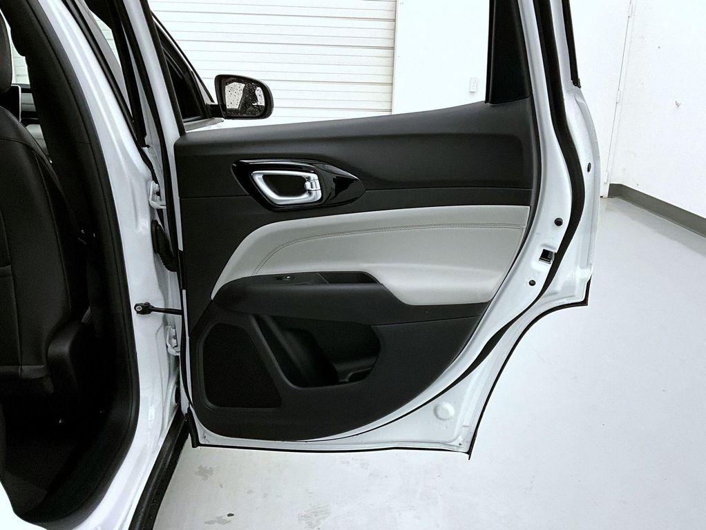 new 2025 Jeep Compass car, priced at $29,801