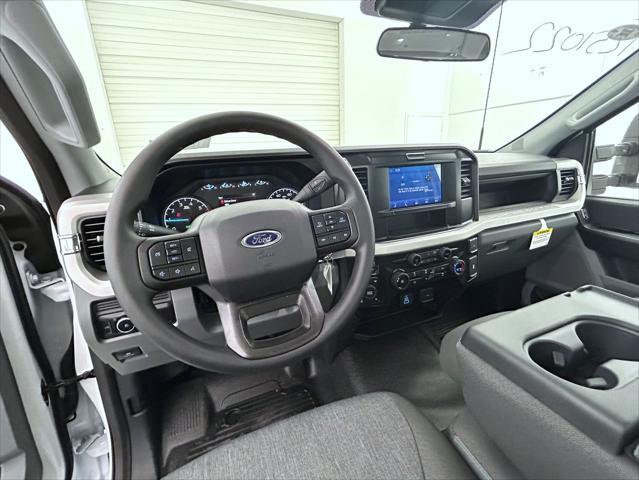 new 2025 Ford F-350 car