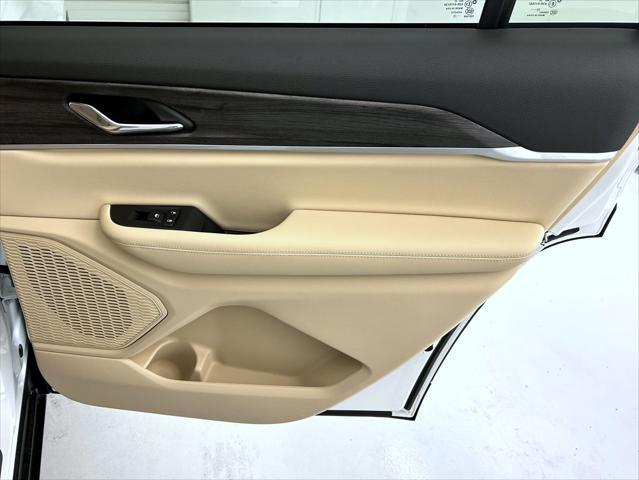 new 2025 Jeep Grand Cherokee L car, priced at $44,056