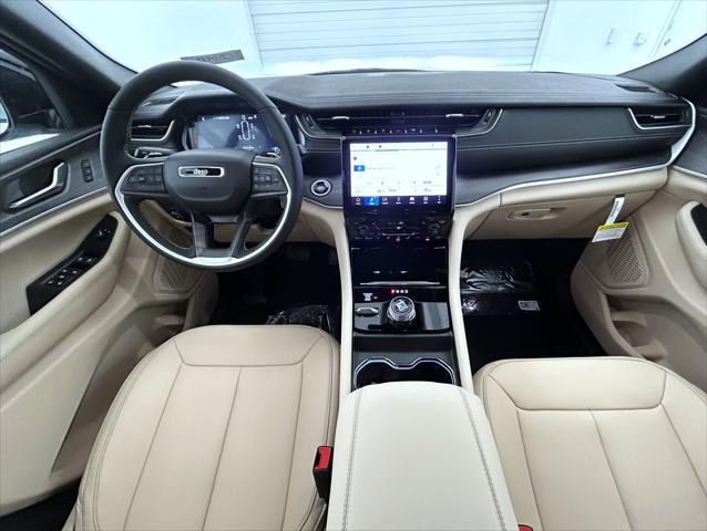 new 2025 Jeep Grand Cherokee L car, priced at $44,056