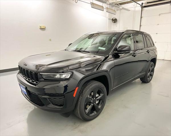 new 2025 Jeep Grand Cherokee car, priced at $39,770