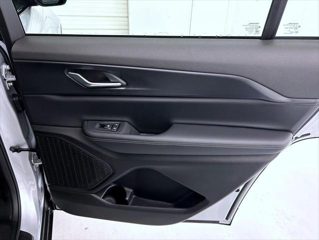 new 2025 Jeep Grand Cherokee L car, priced at $43,438