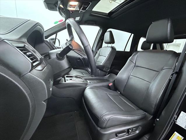 used 2023 Honda Passport car, priced at $33,394