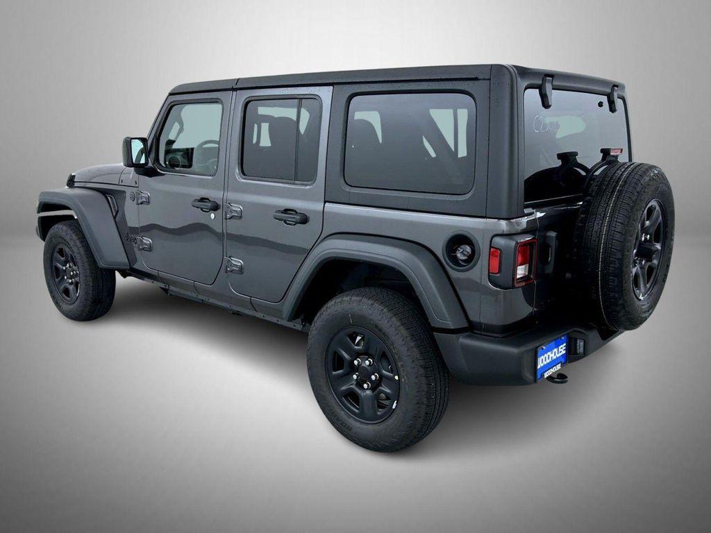 new 2025 Jeep Wrangler car, priced at $37,747