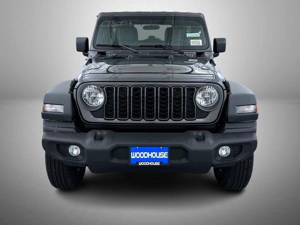 new 2025 Jeep Wrangler car, priced at $37,747