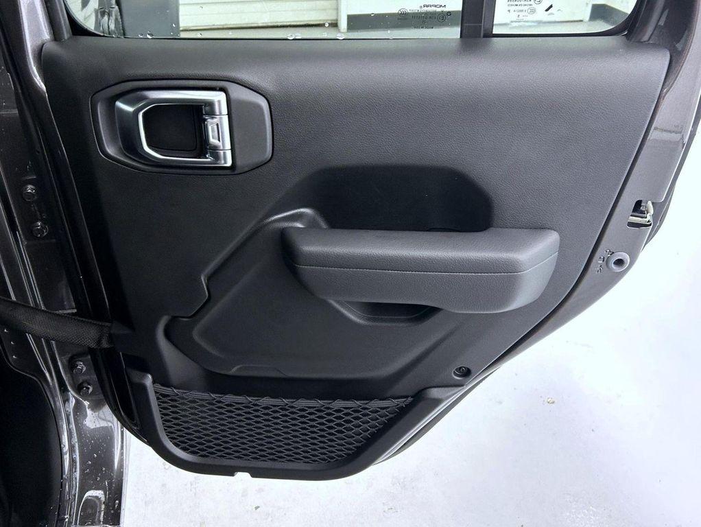 new 2025 Jeep Wrangler car, priced at $37,747