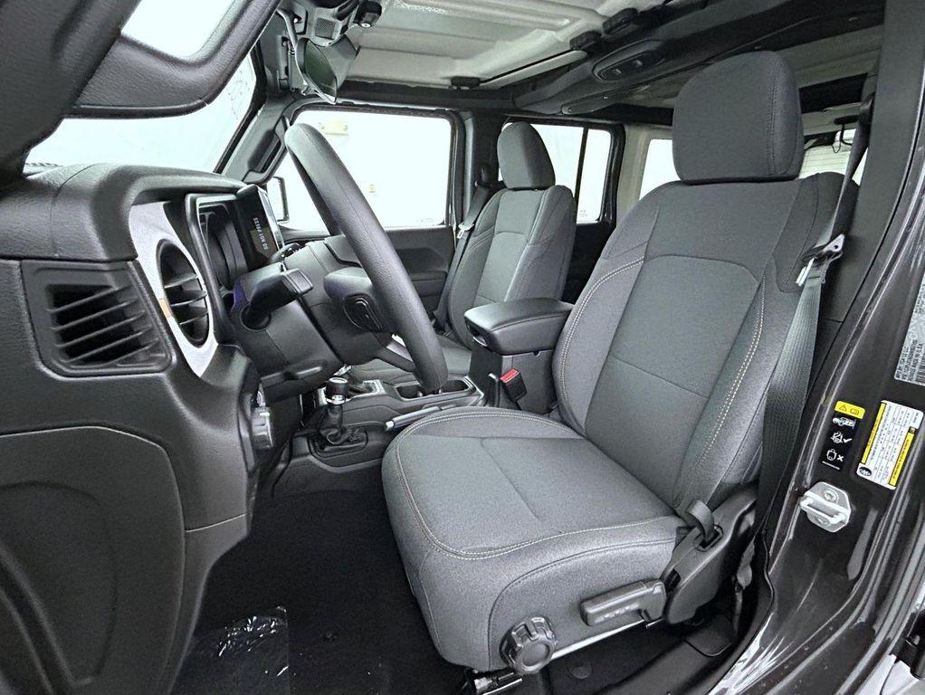 new 2025 Jeep Wrangler car, priced at $37,747