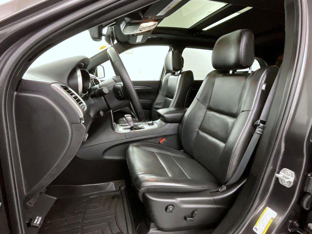 used 2020 Jeep Grand Cherokee car, priced at $25,278