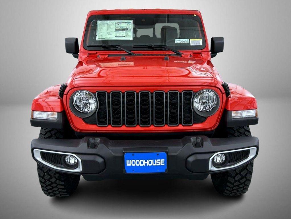 new 2025 Jeep Gladiator car, priced at $40,773