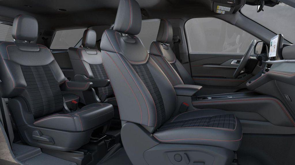 new 2025 Ford Explorer car