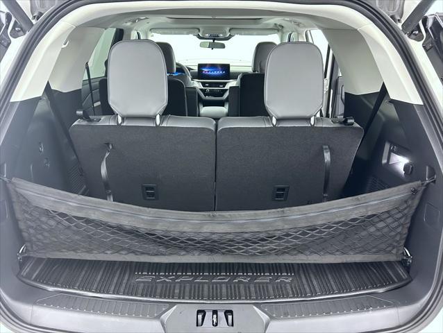 new 2025 Ford Explorer car