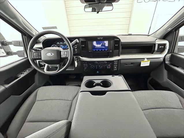new 2025 Ford F-250 car