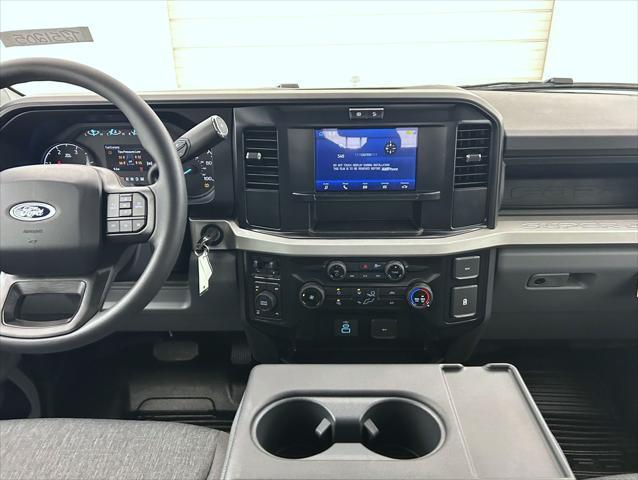 new 2025 Ford F-250 car
