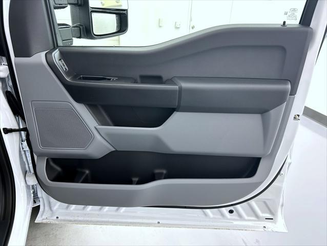 new 2025 Ford F-250 car