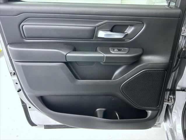 new 2025 Ram 1500 car, priced at $43,428