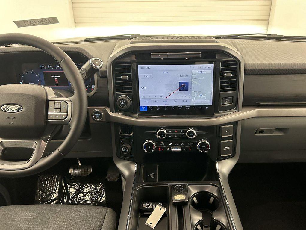 new 2025 Ford F-150 car