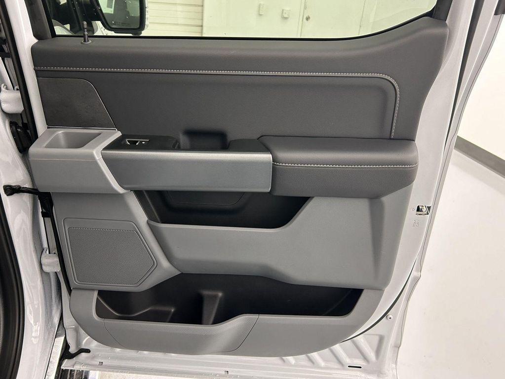 new 2025 Ford F-150 car