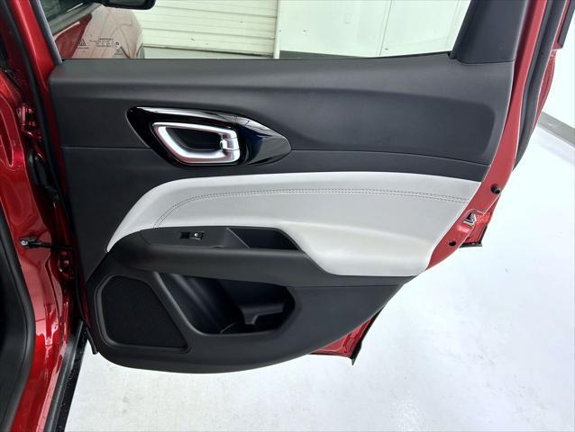 new 2025 Jeep Compass car, priced at $31,423