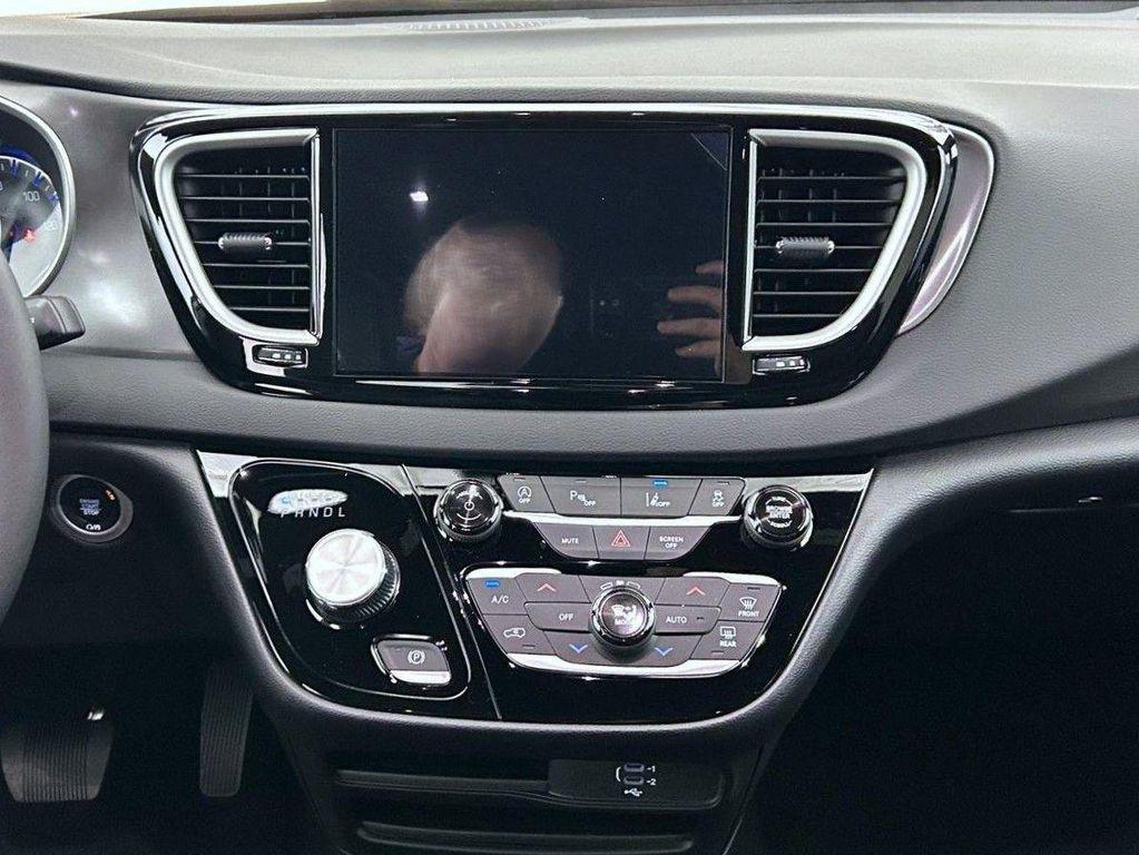 new 2026 Chrysler Voyager car, priced at $38,824