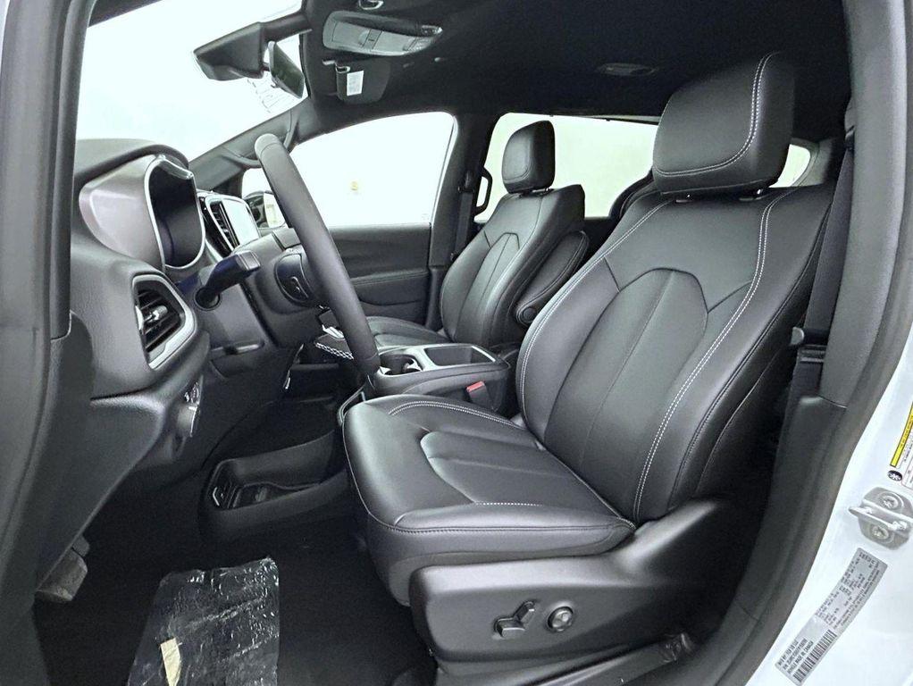 new 2026 Chrysler Voyager car, priced at $38,824