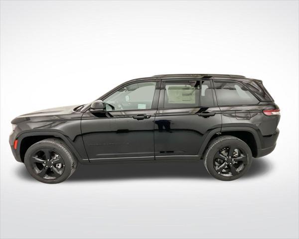 new 2025 Jeep Grand Cherokee car, priced at $43,661