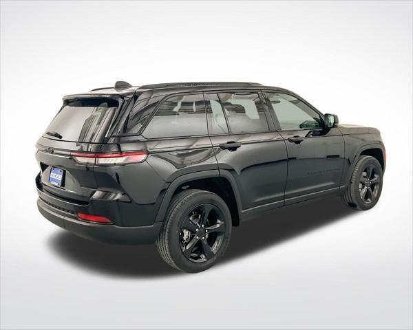 new 2025 Jeep Grand Cherokee car, priced at $43,661