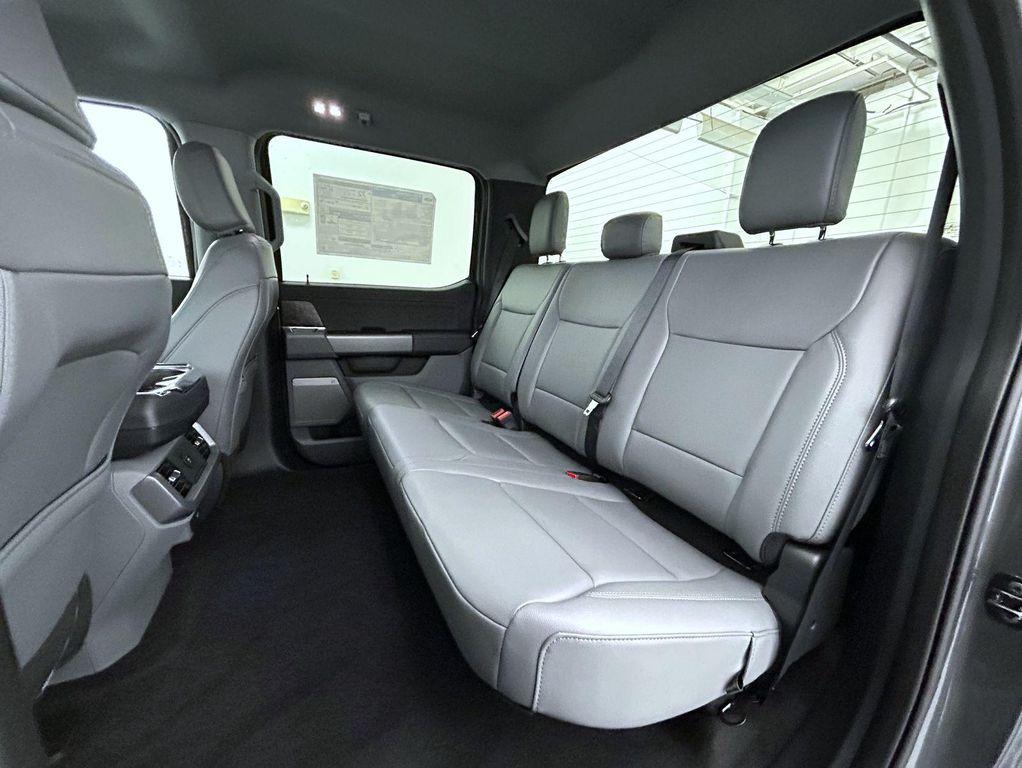 new 2025 Ford F-150 Lightning car