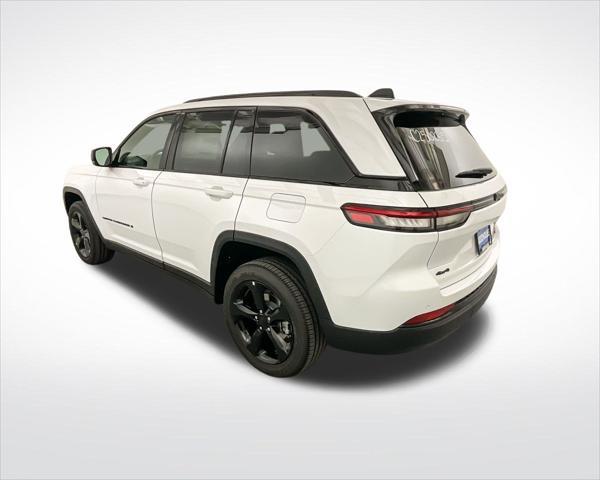 new 2025 Jeep Grand Cherokee car, priced at $43,125